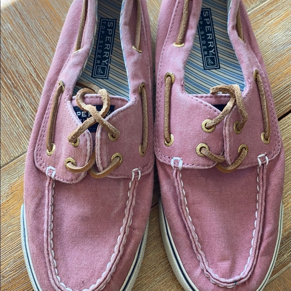 EUC Mauve Sperry Topsiders, Size 7